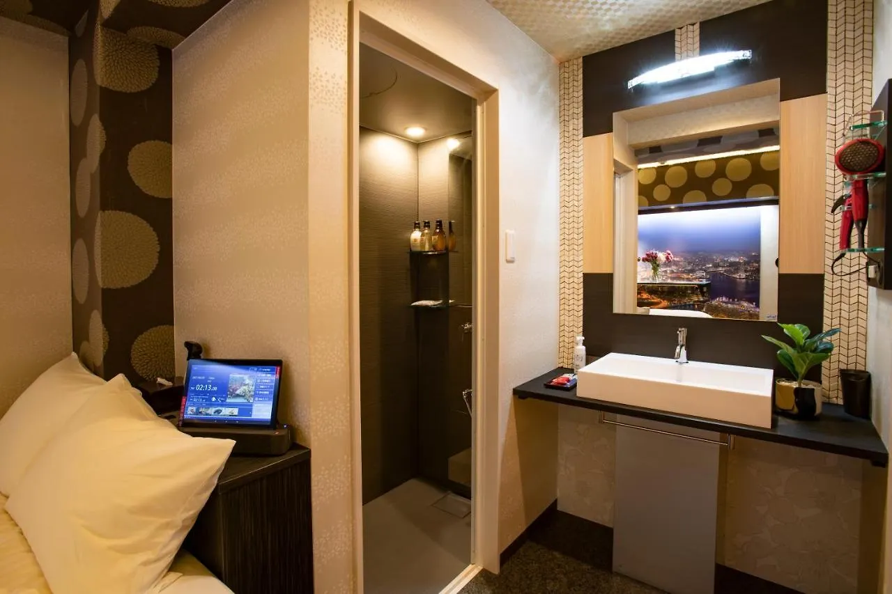 Hotel Xcell Hiroshima Nagarekawa